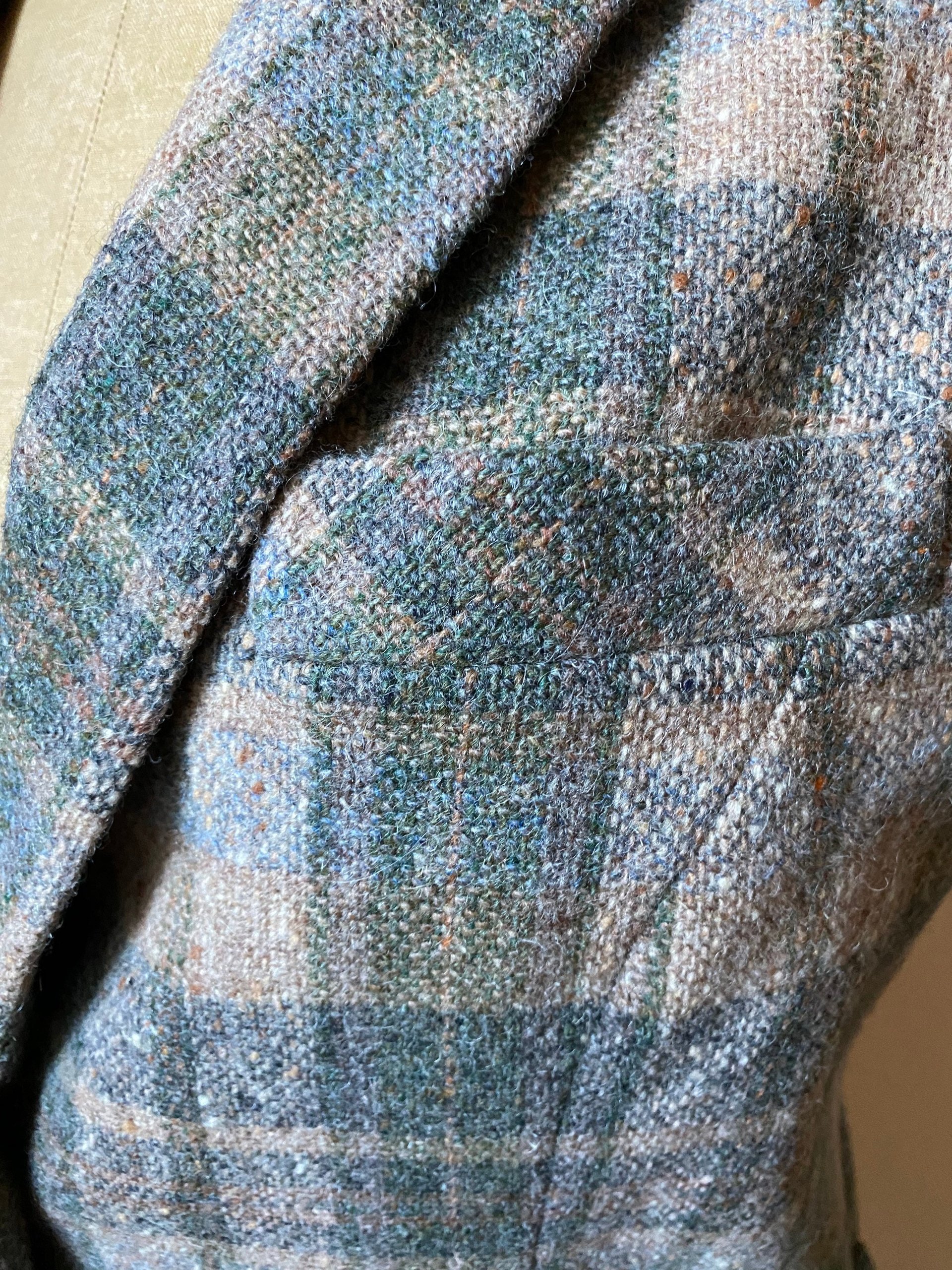 Wool Plaid Tweed VEST, Waistcoat, Guillet, Sz SMALL Recycled, Sustainable Fashion