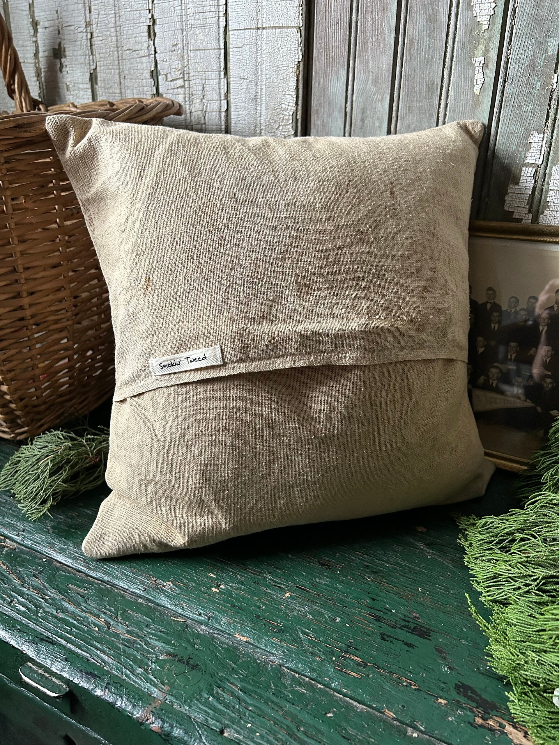 Vintage Corn Feed sack Pillow Cover, Rustic Primitive Décor