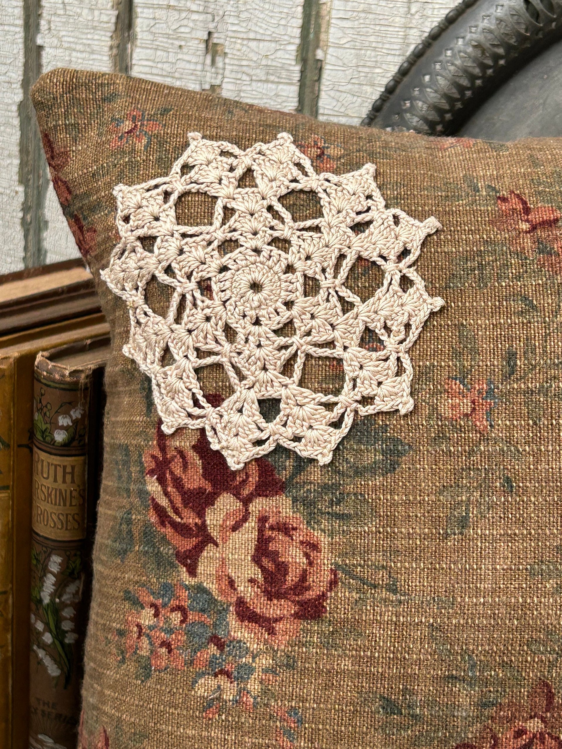 Country Rose Floral Pillow, w Vintage Lace