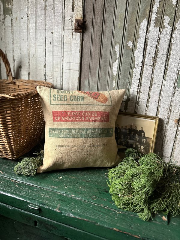 Vintage Corn Feed sack Pillow Cover, Rustic Primitive Décor